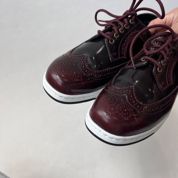 Dr. Martens Gabes Wingtip Oxford Shoes – Men’s 8 / Women’s 9 – Burgundy Leather - Picture 2 of 7